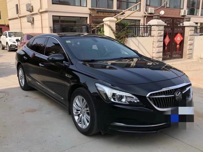 青岛17年别克君越3