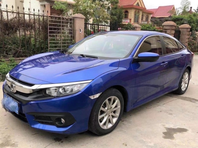 青岛18年本田思域4