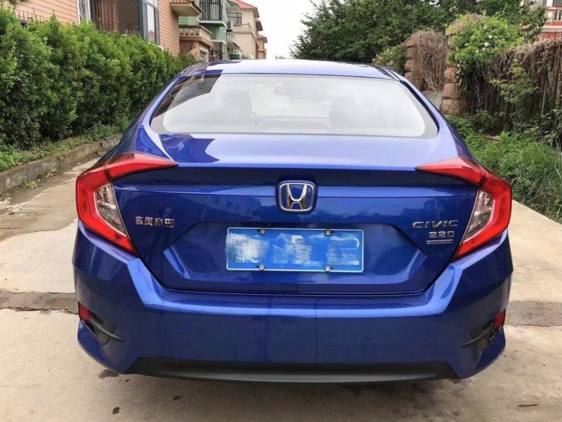 青岛18年本田思域1