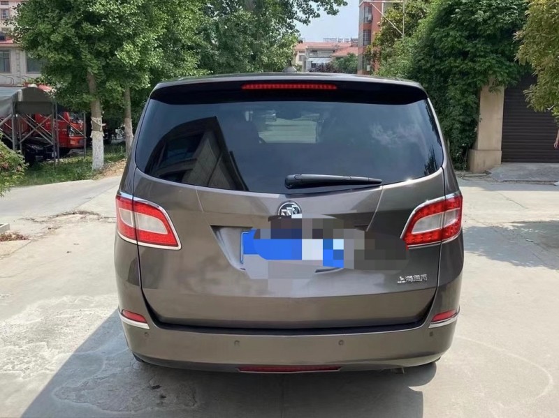 青岛16年别克GL81