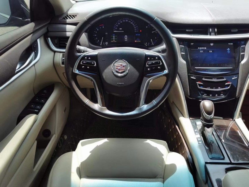 保定14年凯迪拉克XTS6