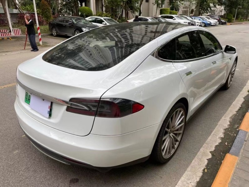 珠海15年特斯拉Model S5
