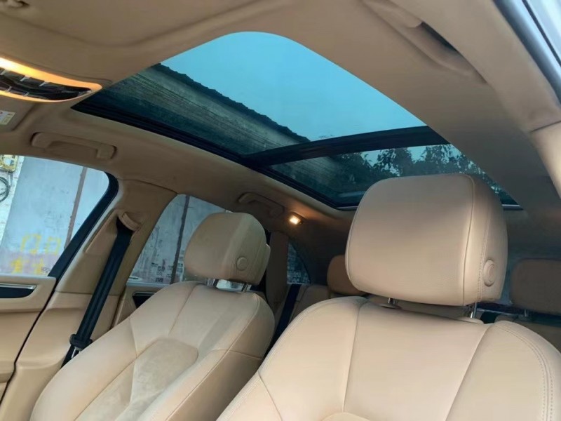 珠海16年保時捷Macan5