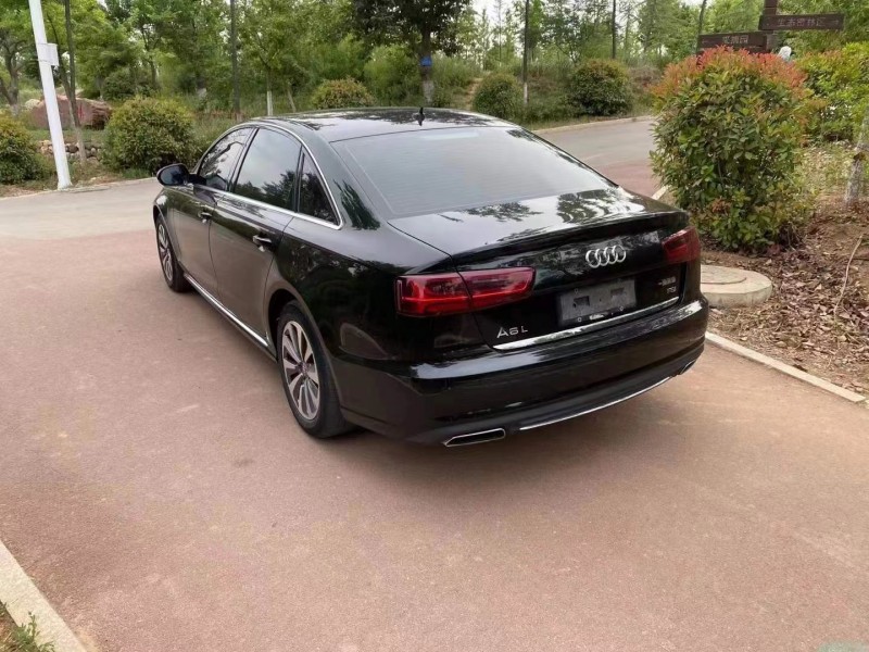 長治17年奧迪A6L8