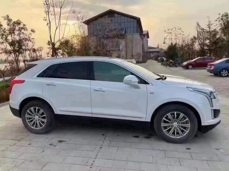 北京18年凱迪拉克XT55