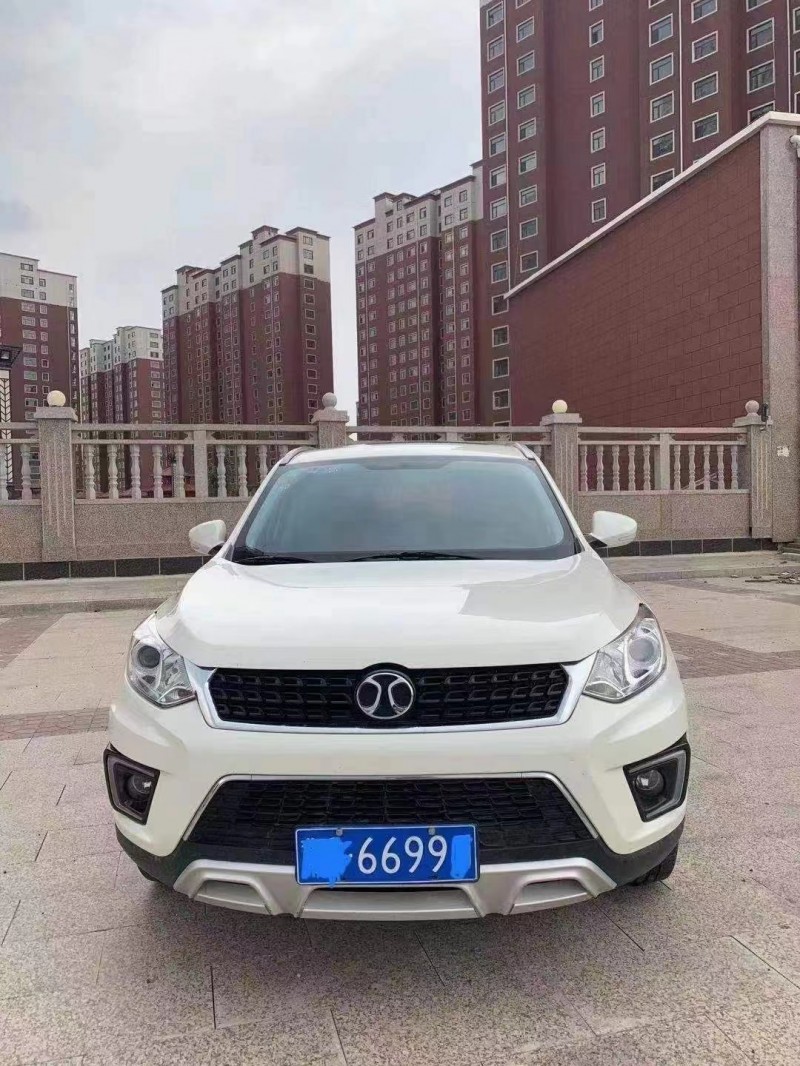 廊坊17年北汽绅宝X359