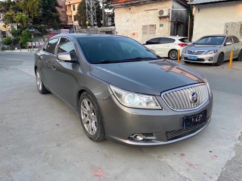 广州09年别克君越2