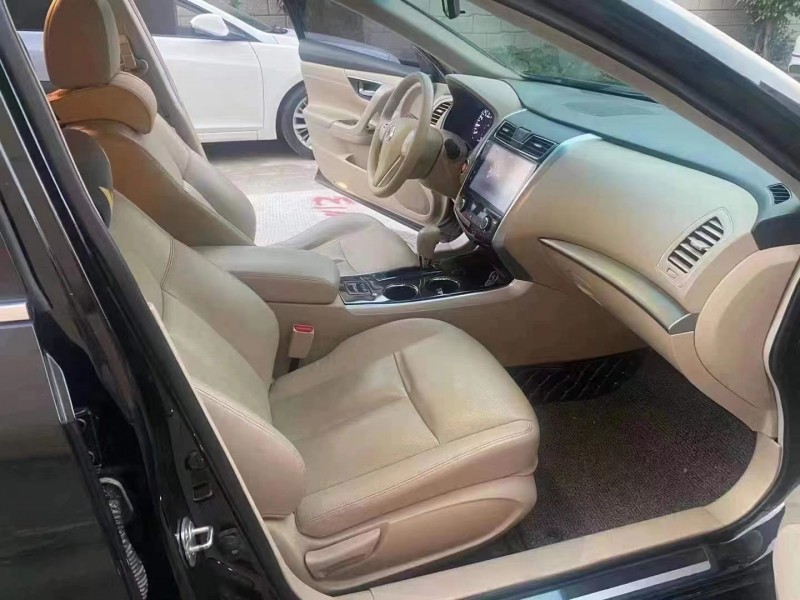 韶關18年日產天籟5