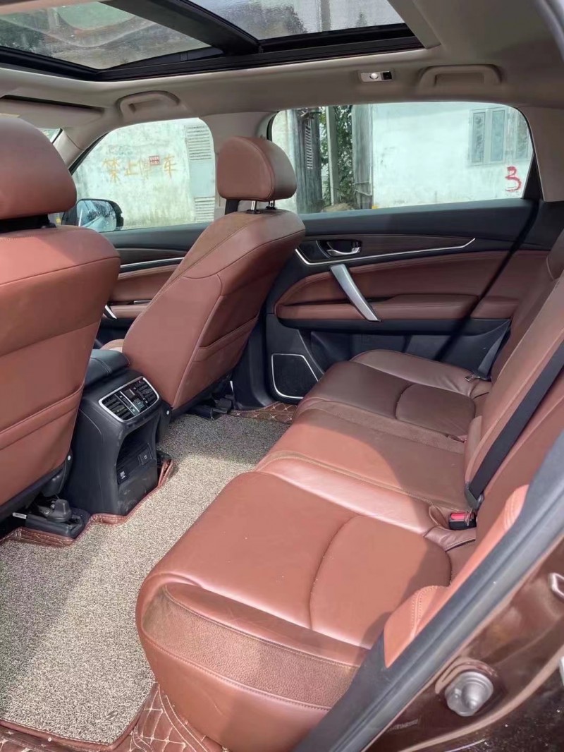 广州17年本田冠道4