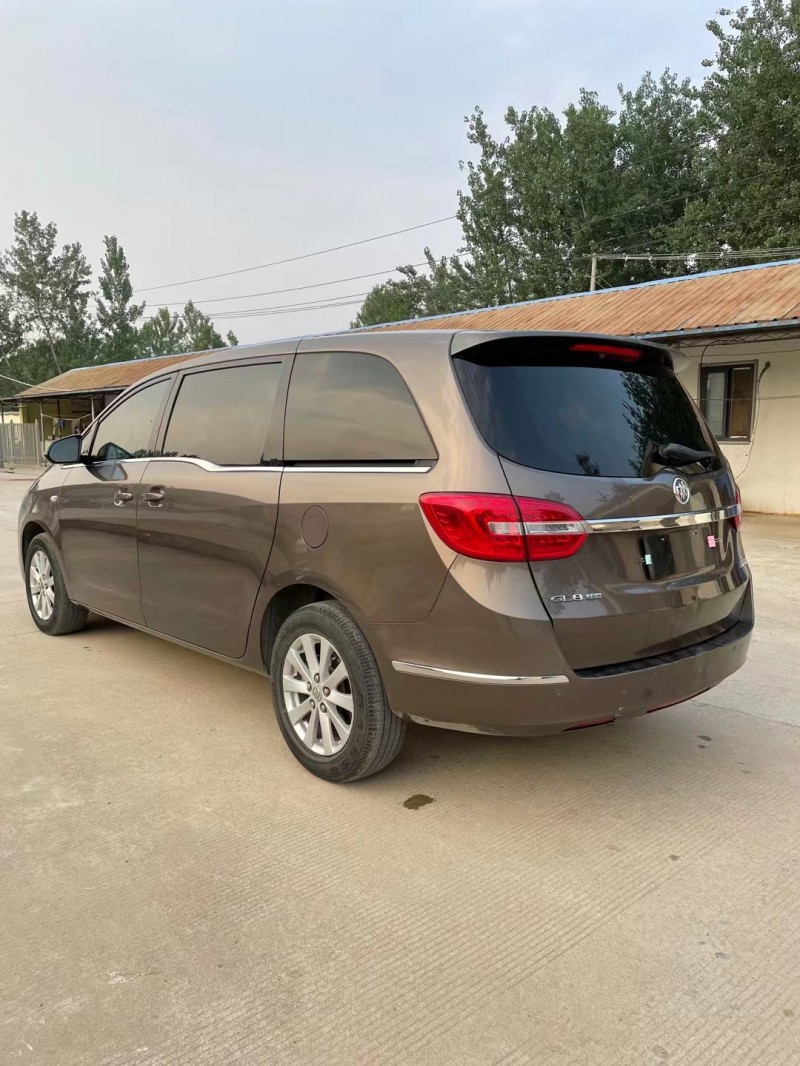 徐州18年别克GL84