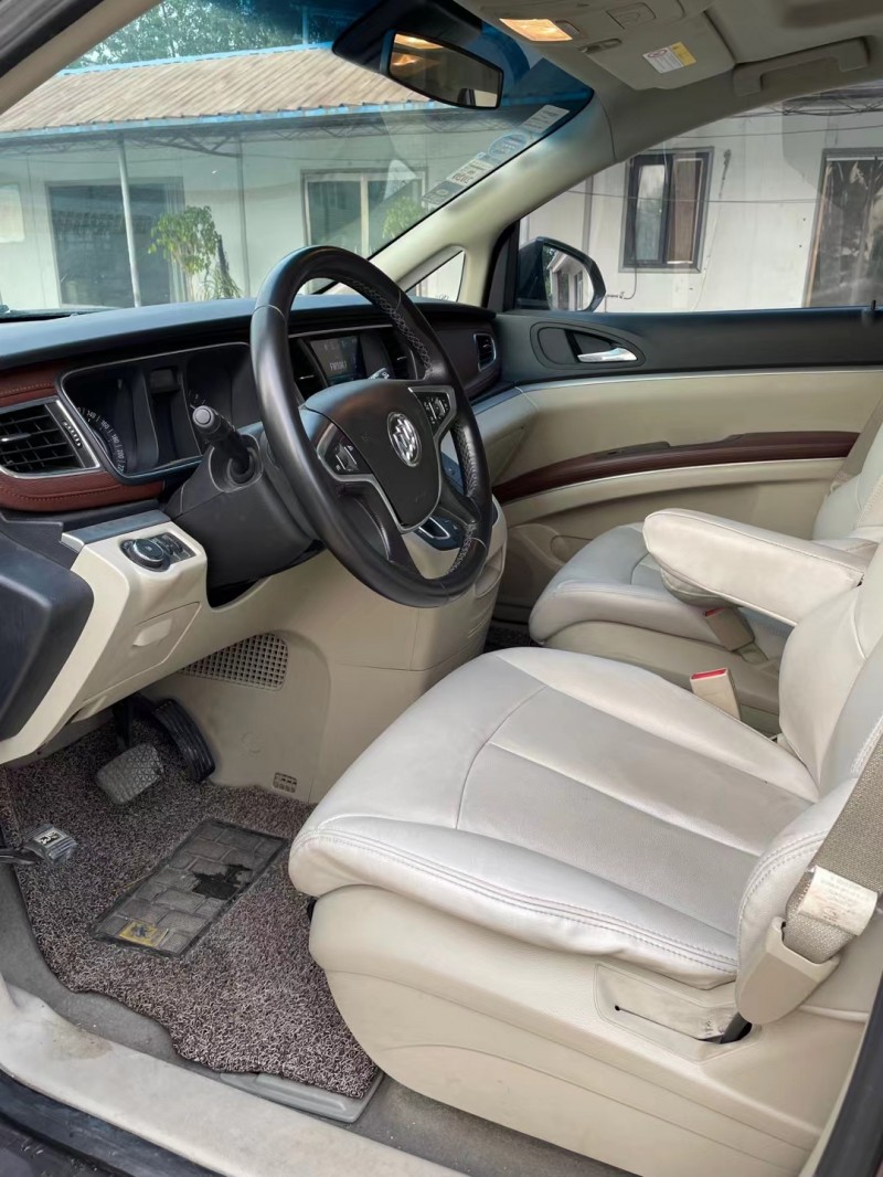 徐州18年别克GL88