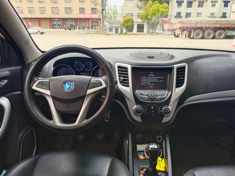 荊門17年長安汽車CS353
