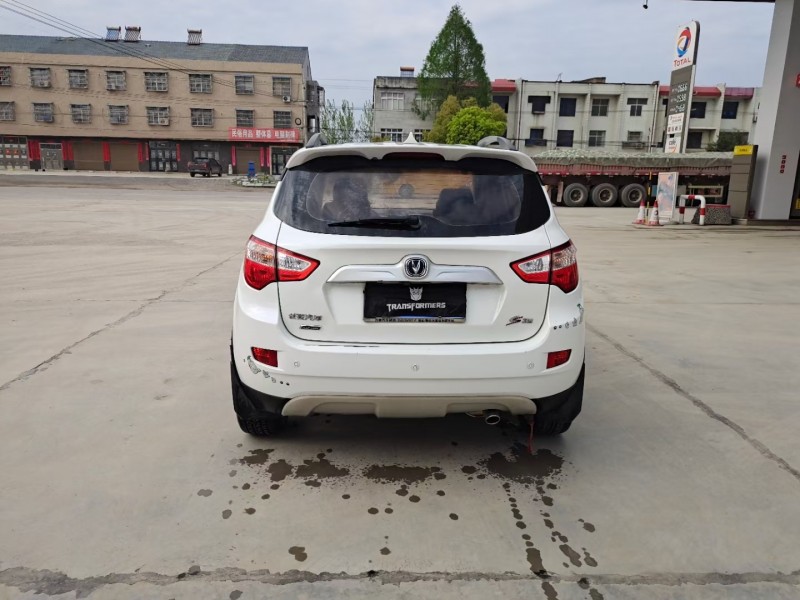 荊門17年長安汽車CS351