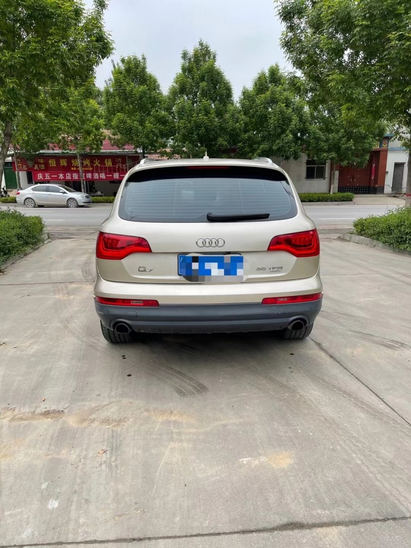 淄博13年奧迪Q71