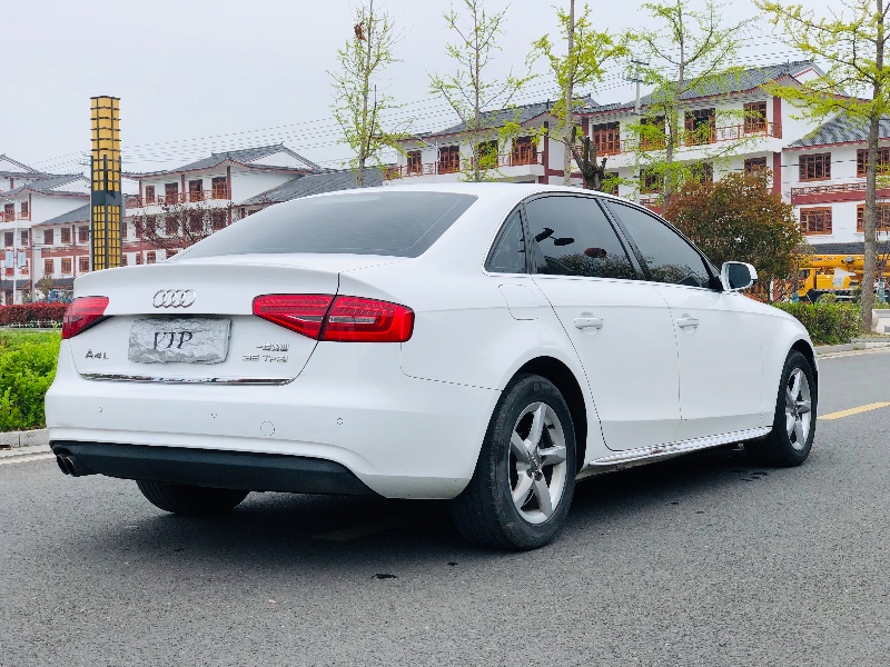 徐州16年奥迪A4L3