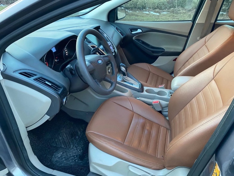 徐州14年福特福克斯6