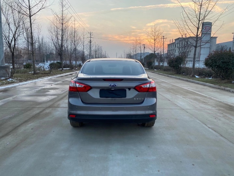 徐州14年福特福克斯2