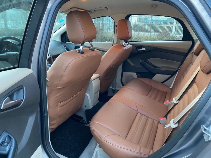 徐州14年福特福克斯9