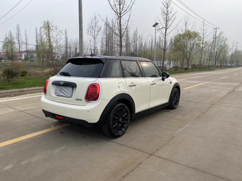 徐州18年寶馬MINI5