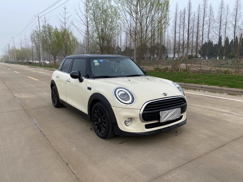 徐州18年寶馬MINI4