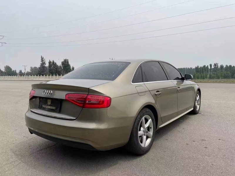 泰安13年奧迪A4L8