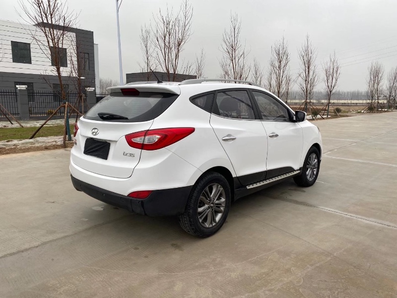 徐州16年现代ix354