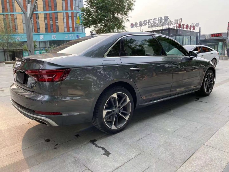 沈陽19年奧迪A4L7