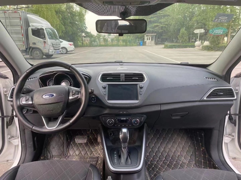 徐州19年福特福睿斯8