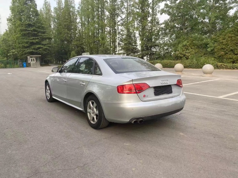 徐州10年奥迪A4L4