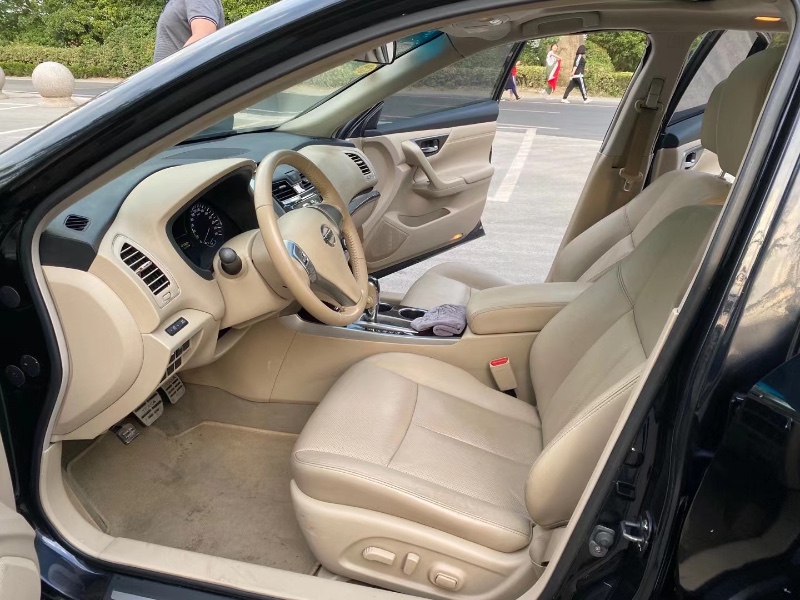 徐州14年日产天籁5