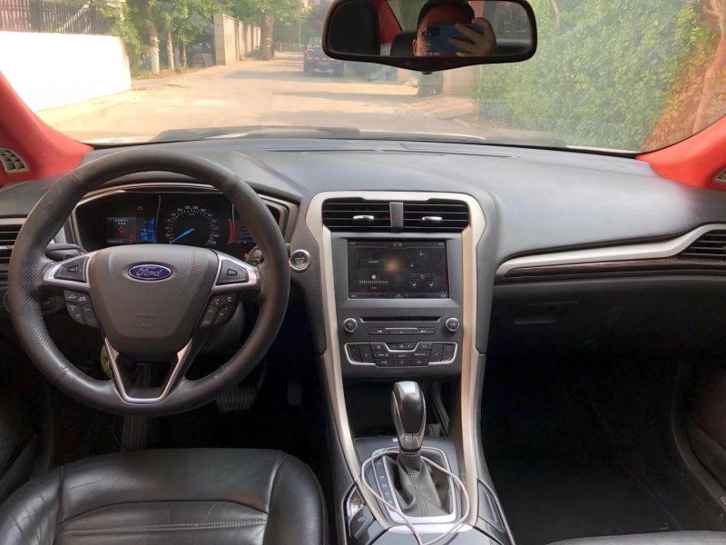 青岛16年福特蒙迪欧3