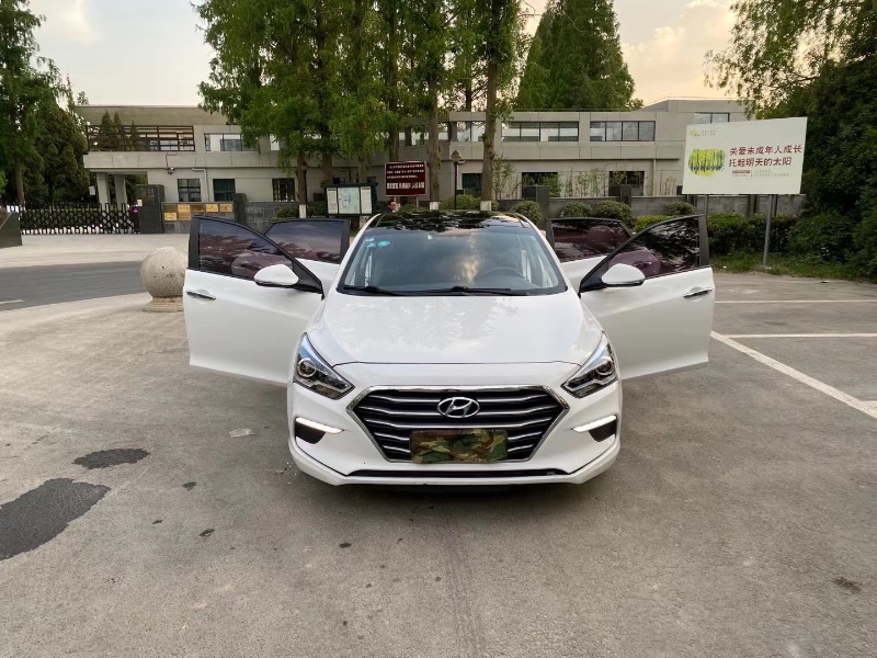 徐州17年现代名图9