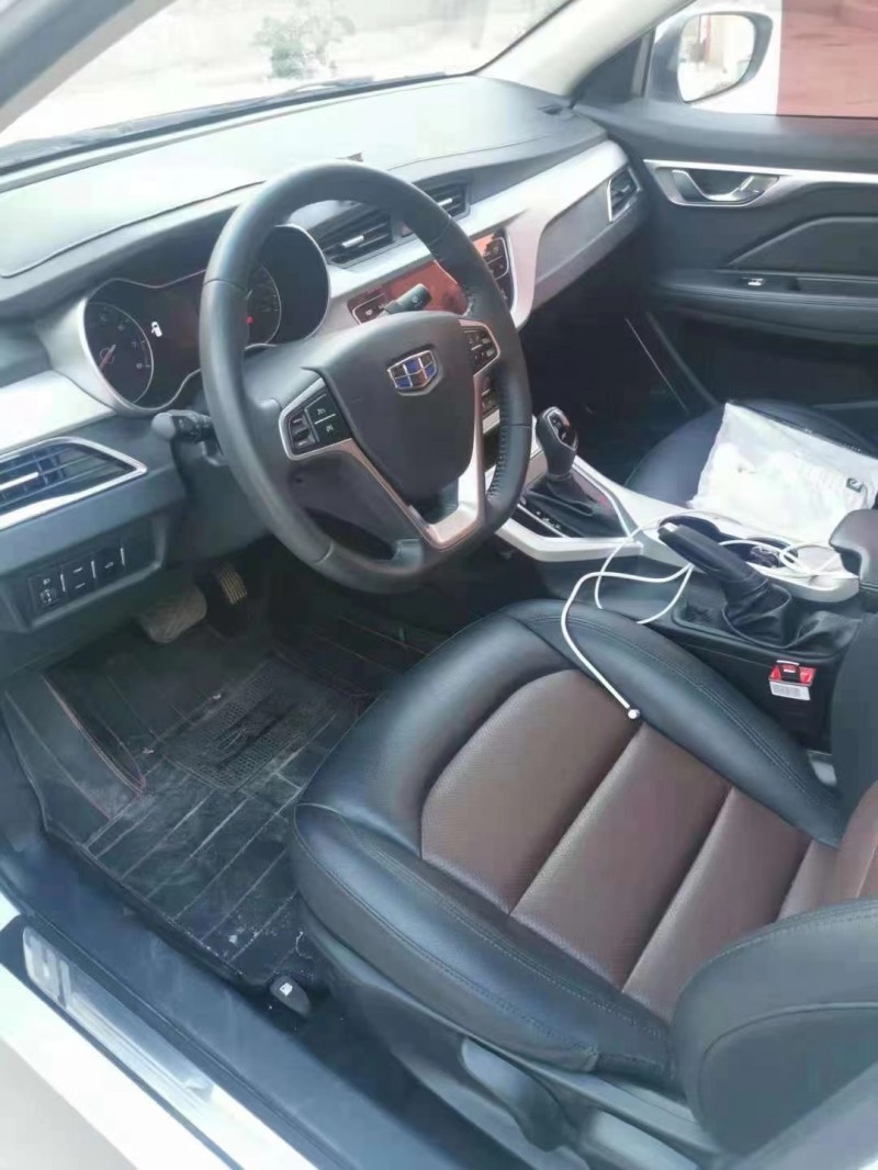 保定18年吉利远景3