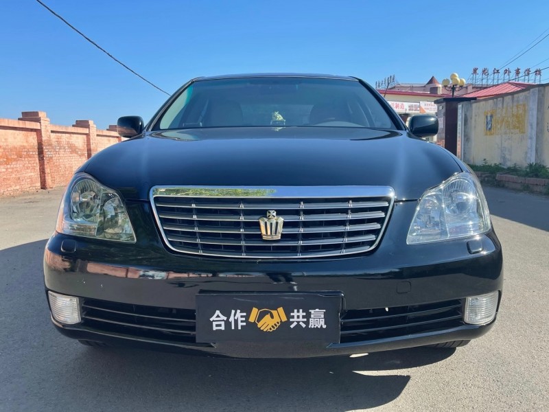 哈爾濱07年豐田皇冠9