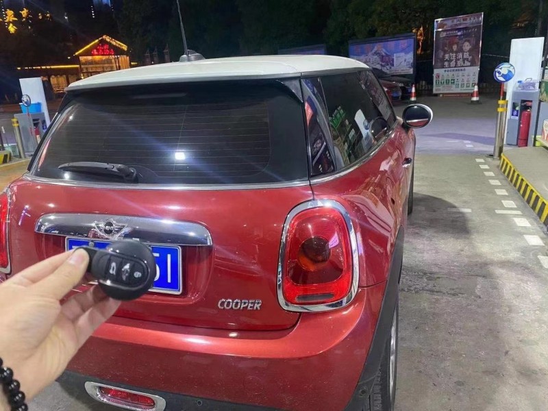 武漢15年寶馬MINI2