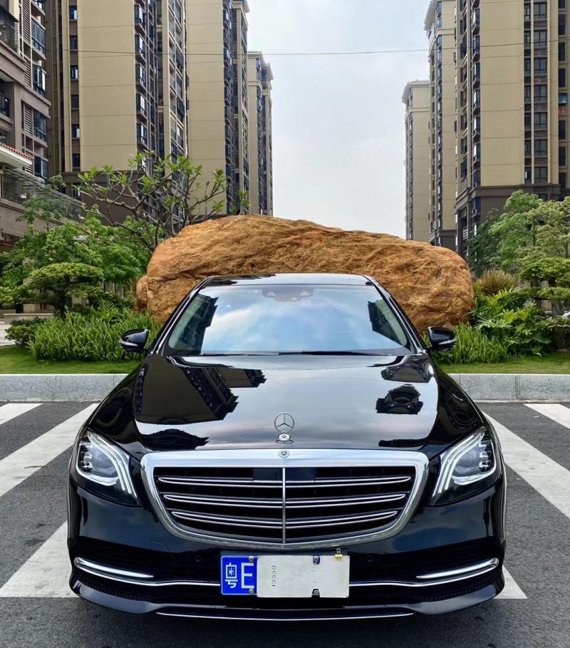广州20年奔驰S8