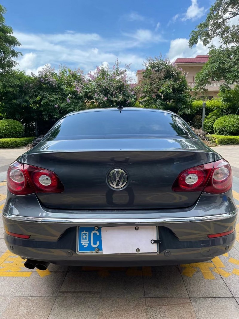 中山11年大众CC8