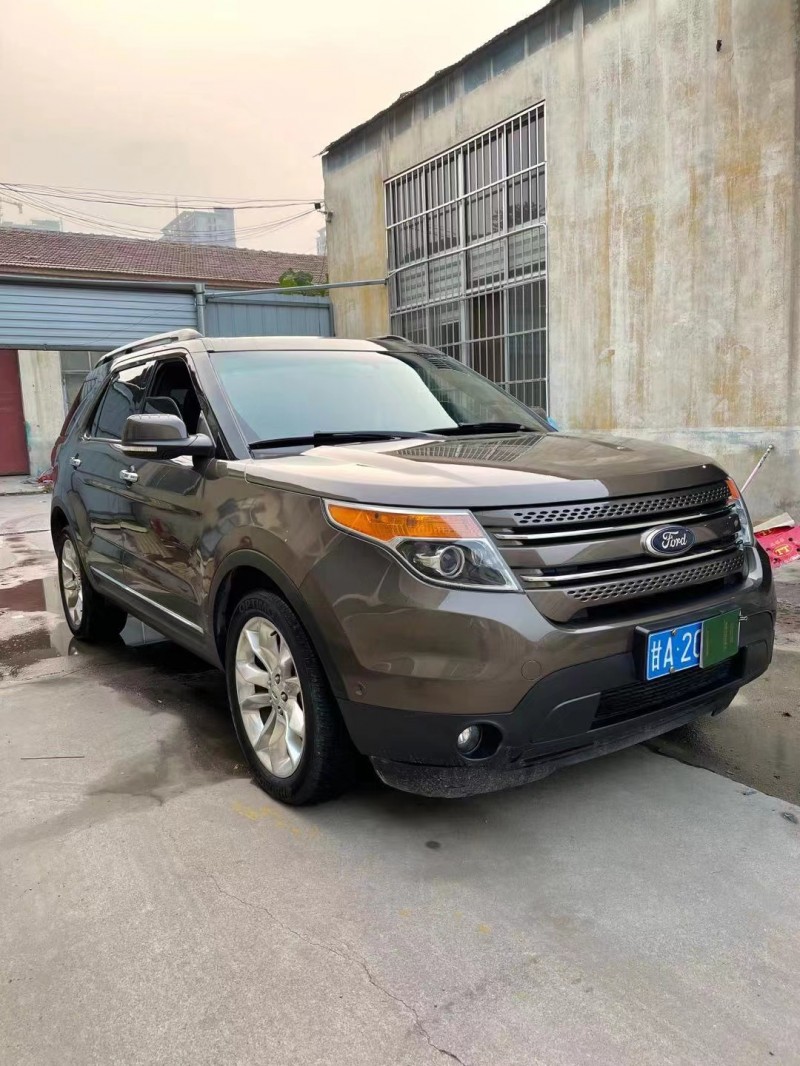 潍坊16年福特探险者2