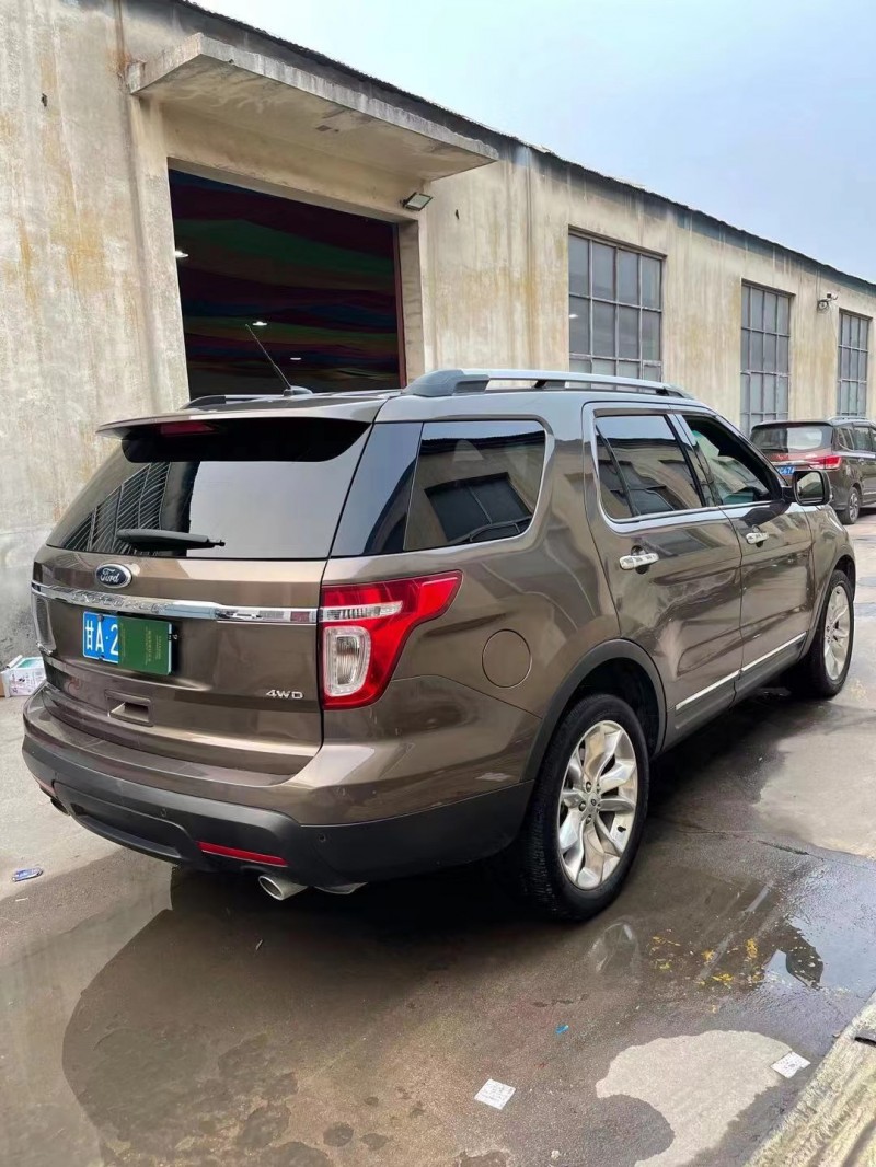 潍坊16年福特探险者8