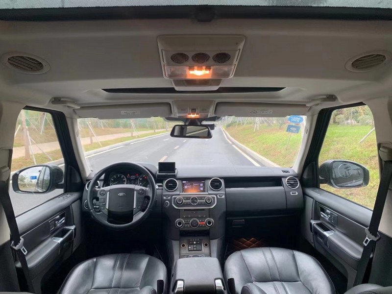 东莞16年路虎发现46