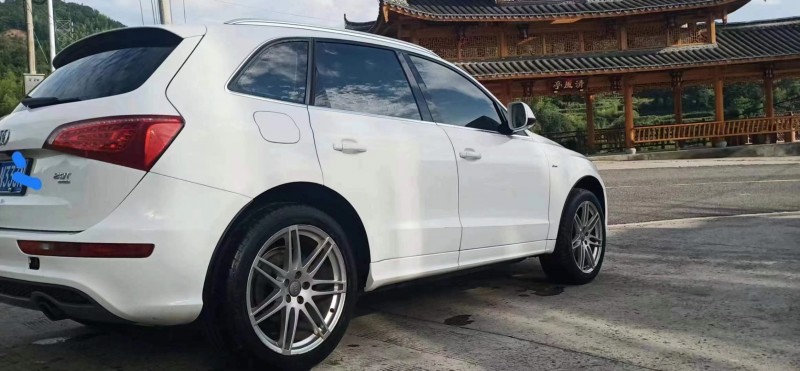 舟山10年奧迪Q58