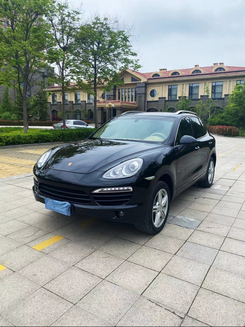 煙臺11年保時捷卡宴7