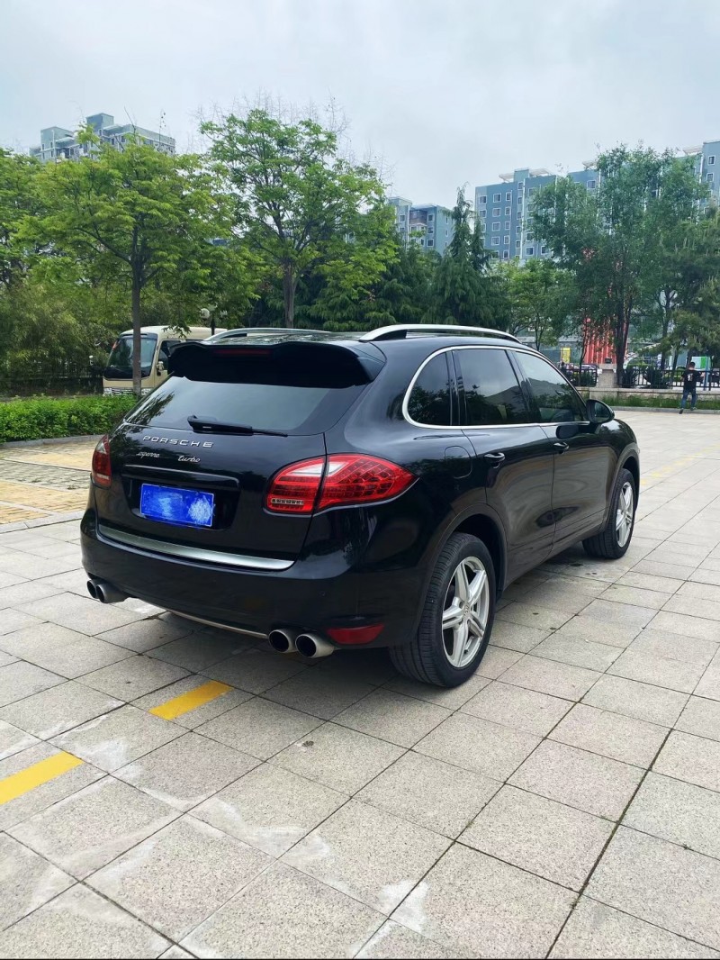 煙臺11年保時捷卡宴2