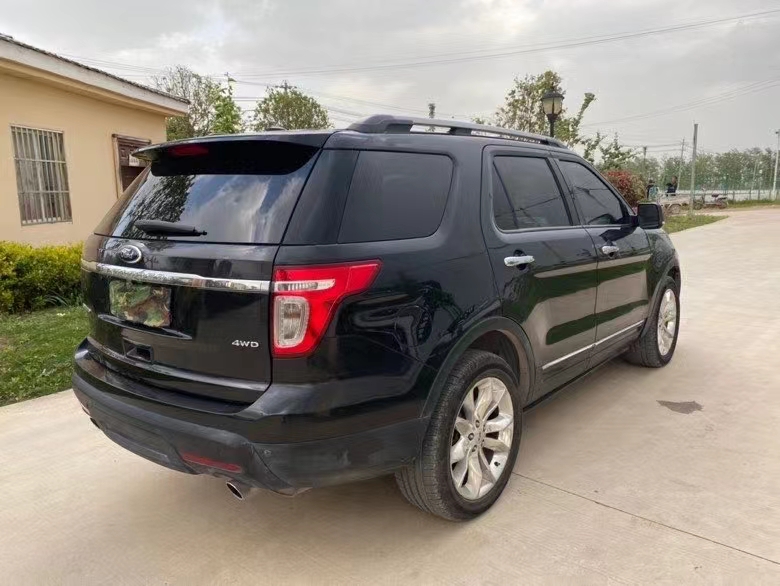 徐州15年福特探险者2