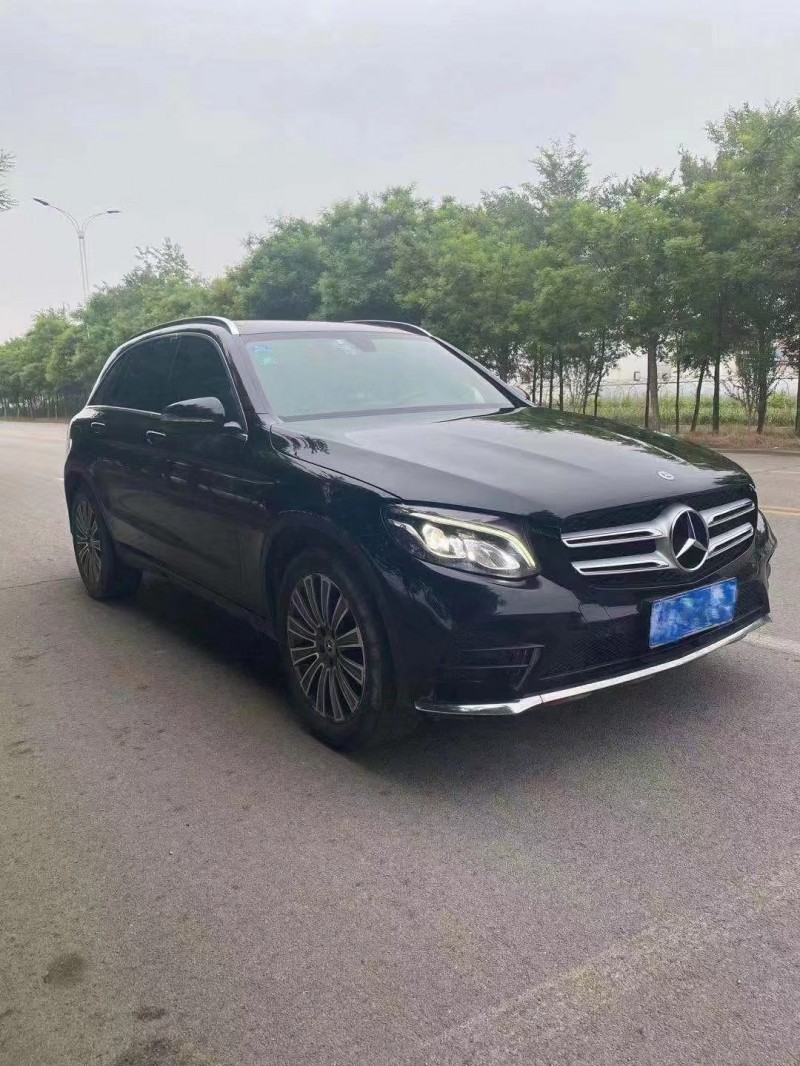济宁17年奔驰GLC6