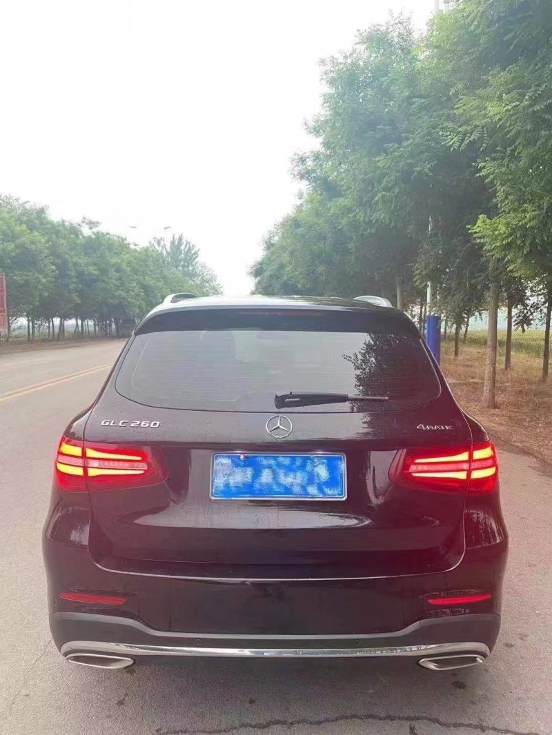济宁17年奔驰GLC1