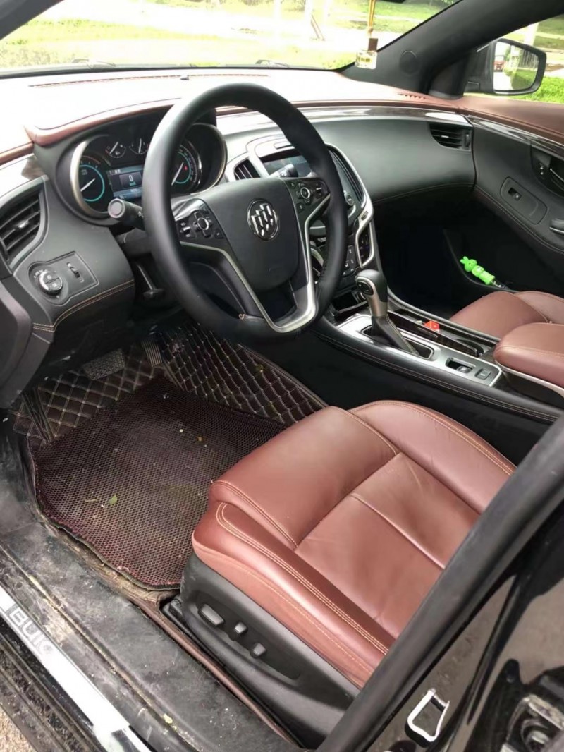 济宁15年别克君越2