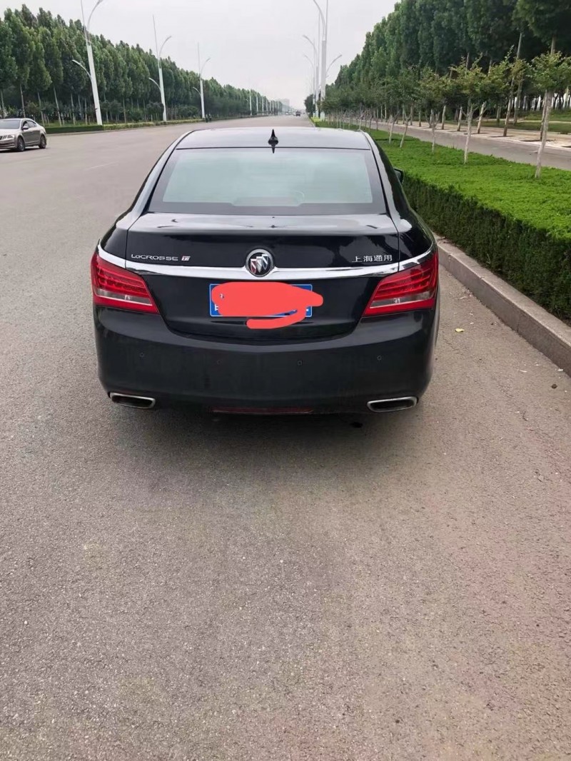 济宁15年别克君越1