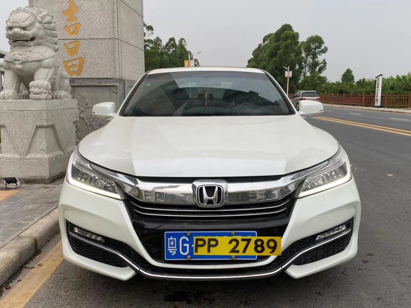 广州17年本田雅阁1