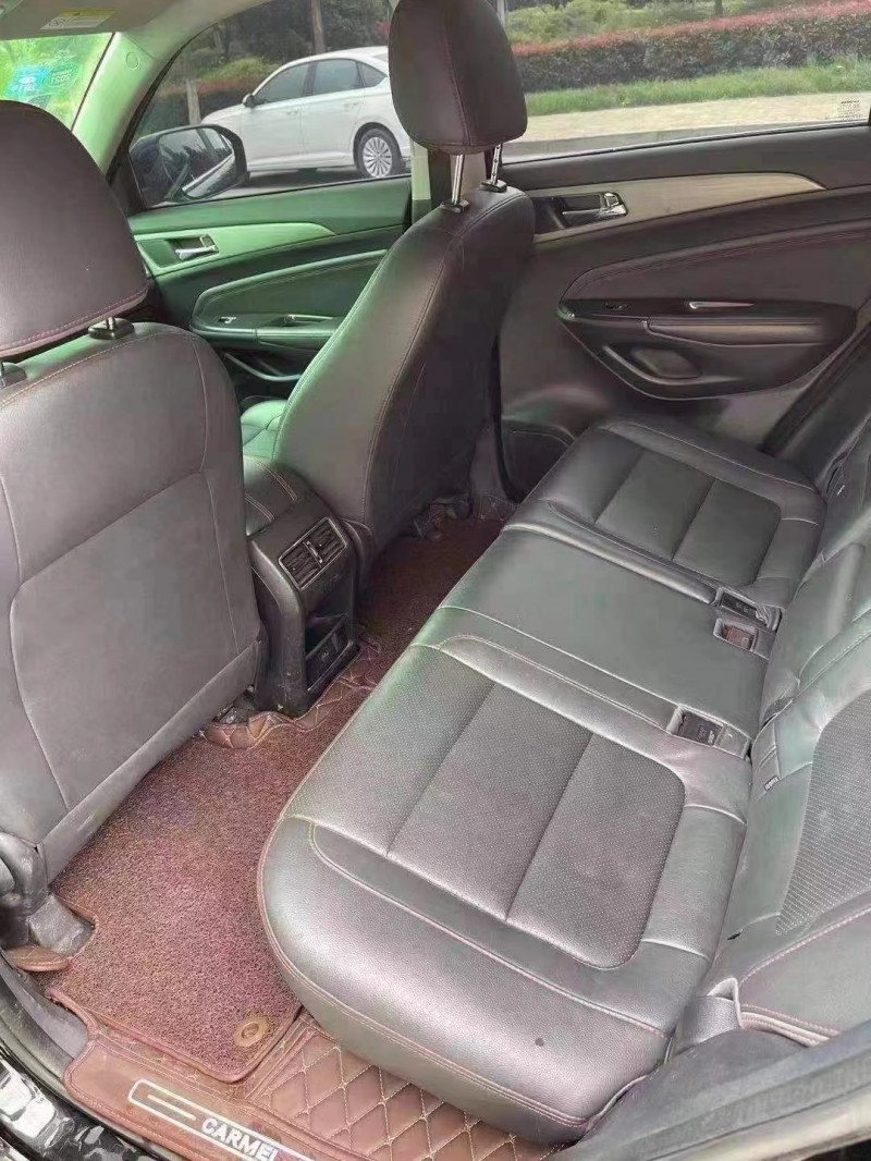 蘇州17年長安汽車CS756